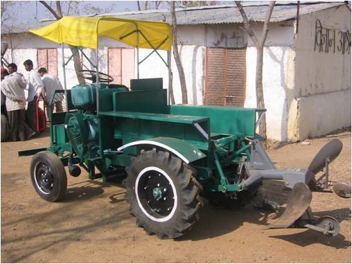 Mech Bull Tractor and agricultural equipment